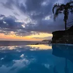 빌라 Mare E Relax - Il Villino E La Ai Tre Ponti