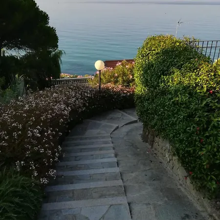 Villa Mare E Relax - Il Villino Ai Tre Ponti - Monolocale *
