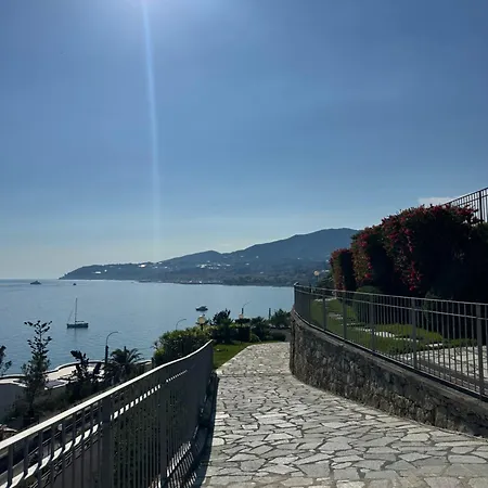 Villa Mare E Relax - Il Villino Ai Tre Ponti - Monolocale Sanremo